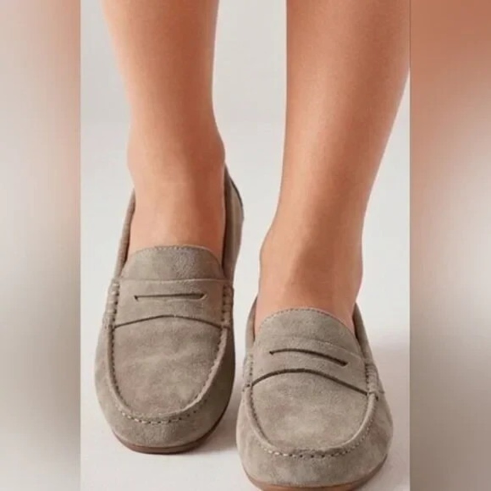 Samuel Hubbard SZ 8.5 Preppy Slip On Lunar Gray Suede Free Spirit Casual Loafer